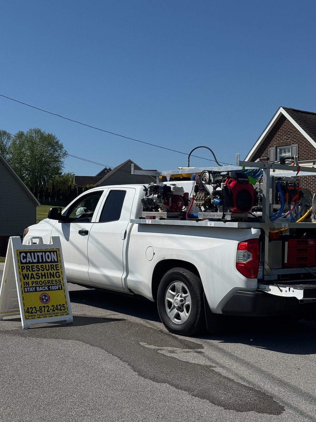 Gutter Cleaning in Johnson City: Ryce & Clean Helps Protect Another Home