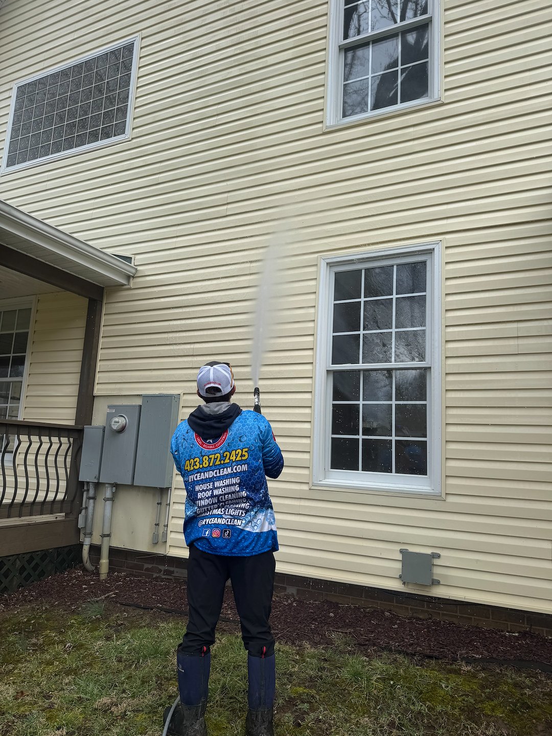 House Wash in Greeneville, Tennessee – Professional Soft Washing by Ryce & Clean