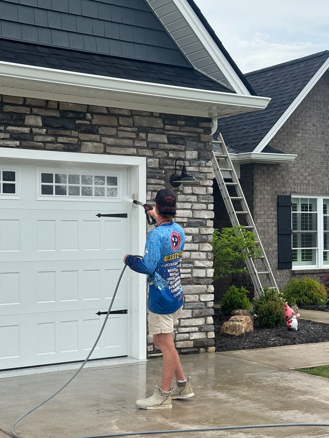 House Washing in Johnson City: Ryce & Clean Delivers Another Happy Customer