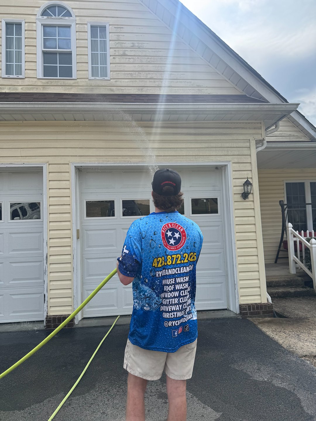 Professional House Wash in Bristol, Tennessee | Soft Washing by Ryce & Clean