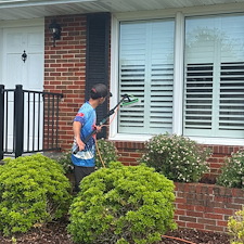 Window-Cleaning-in-Johnson-City-Ryce-Clean-Leaves-Another-Home-Sparkling-Clean 0